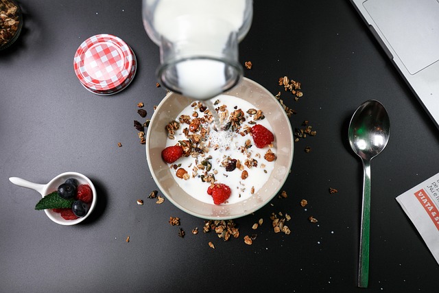 Fiber Intake and Hormonal Health: Why Women Need More Prebiotics