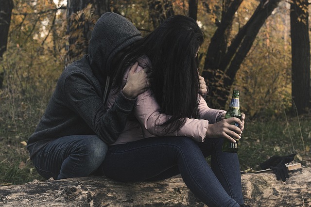 How Alcohol Disrupts REM Sleep and Exacerbates Menopause Symptoms
